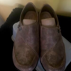 The Clark Collection Special Edition Bronze Shoes New without tags slip on.